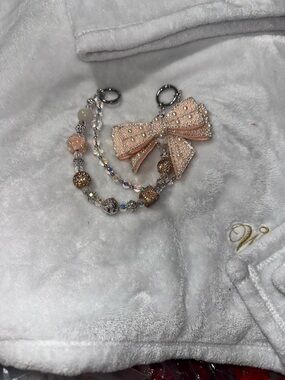 Handmade Pearl Beaded Peach Bow Purse Charm Keychain